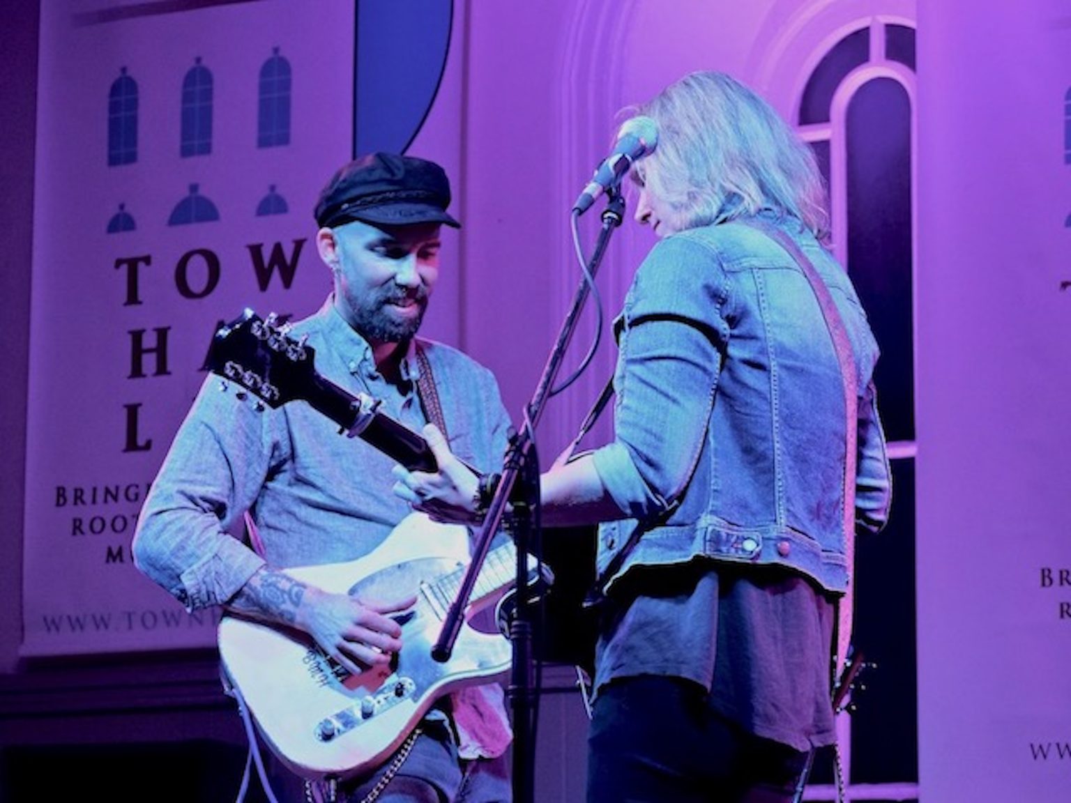 Live Review Lynne Hanson, Town Hall, Kirton in Lindsey 2nd April