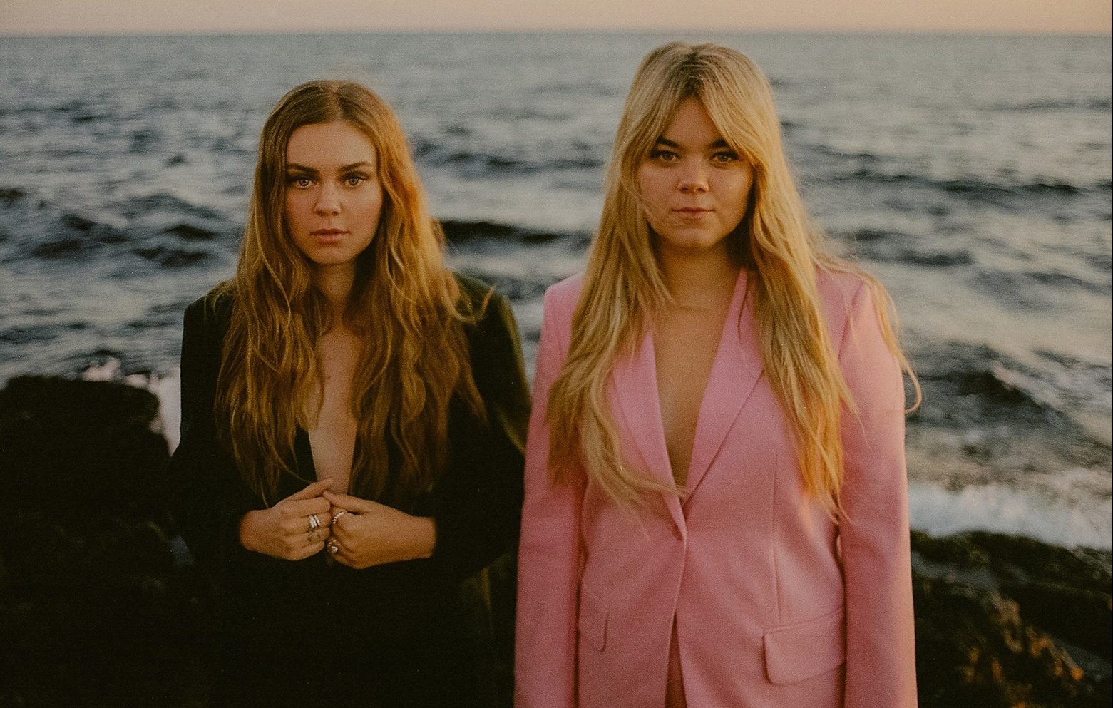 Classic Clip First Aid Kit “Emmylou” Live at the Polar Music Awards