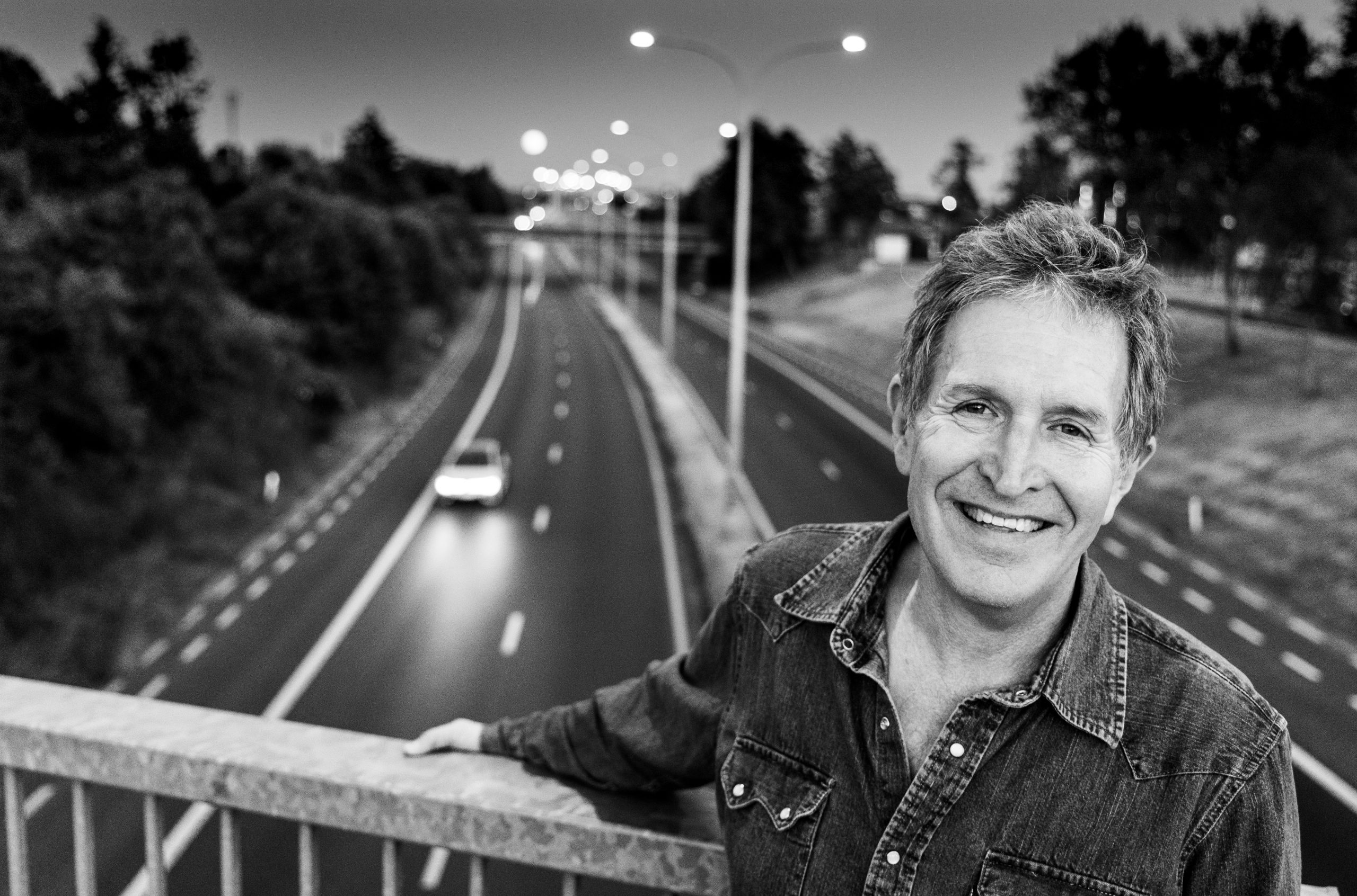 Steve Wynn makes a quick return to Europe with his songs and stories ...