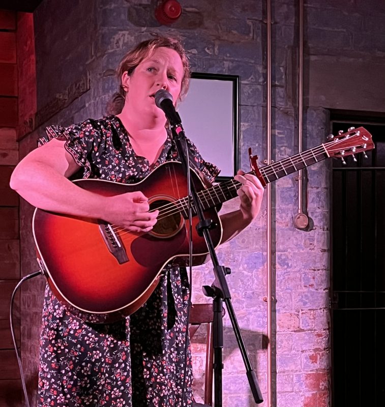 Hannah Kaminer live at Annie's Burger Shack, Nottingham - 22nd August 2024