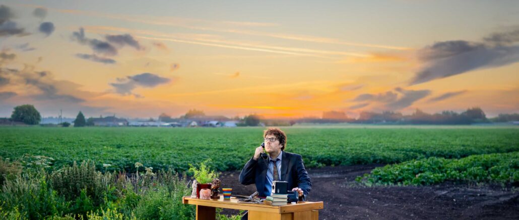 artwork for Luke James Williams album Lime Hotel