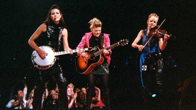 DixieChicksMSG062003 The (Dixie) Chicks at Madison Square Garden, New York, 20th June 2003