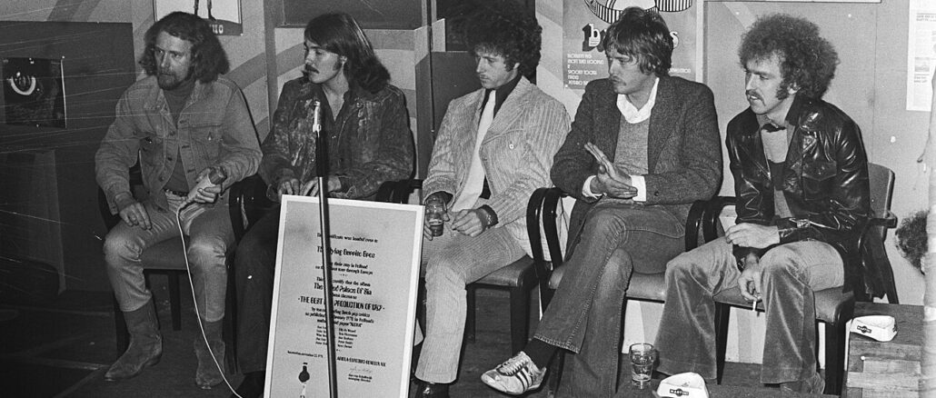 Flying Burrito Brothers, Amsterdam 1970, L-R: Sneaky Pete Kleinow, Rick Roberts, Chris Hillman, Michael Clarke, Bernie Leadon