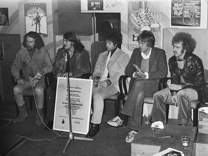 Flying Burrito Brothers, Amsterdam 1970, L-R: Sneaky Pete Kleinow, Rick Roberts, Chris Hillman, Michael Clarke, Bernie Leadon