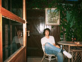 artwork Hollow Hand feature