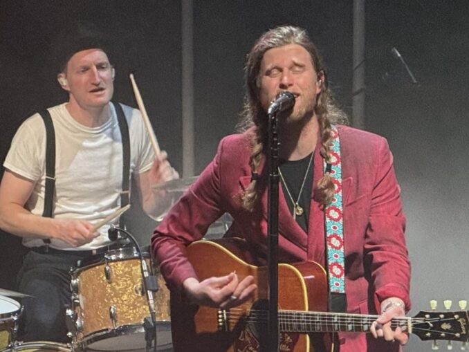 Live Review The Lumineers, Hoxton Hall, London 17th January 2025