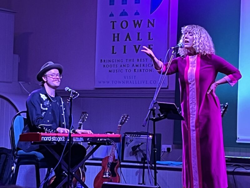 Lauren Housley and Thomas Dibbs live at the Town Hall, Kirton in Lindsey - 9th October 2026