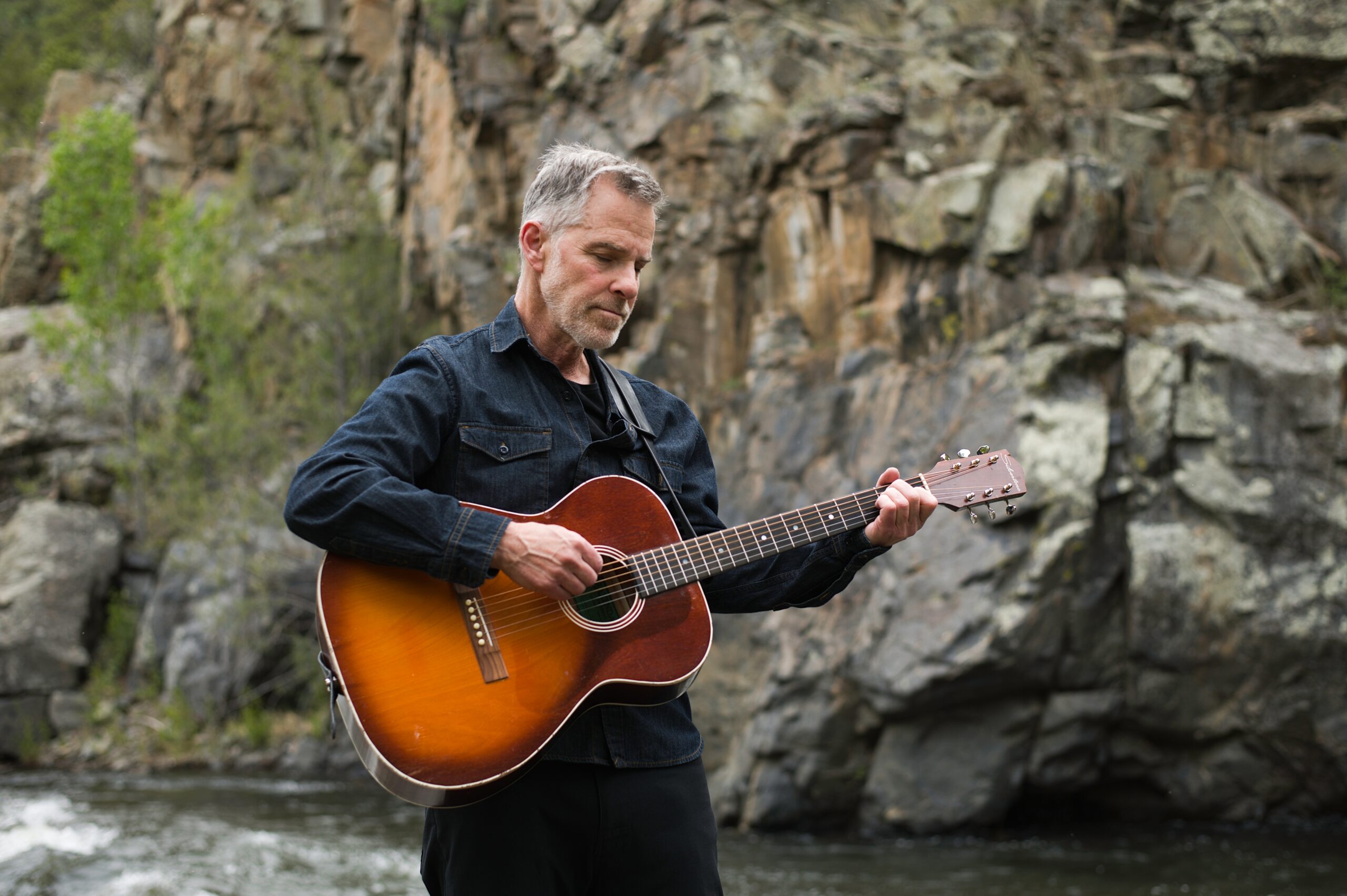Exclusive AUK Mini-Gig: Michael Rudd Exclusive AUK Mini-Gig: Michael Rudd