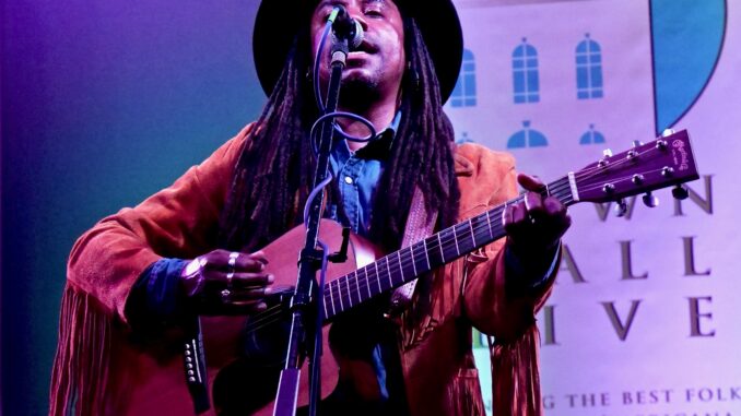 Julian Taylor live at the Town Hall, Kirton in Lindsey, 8th August 2025