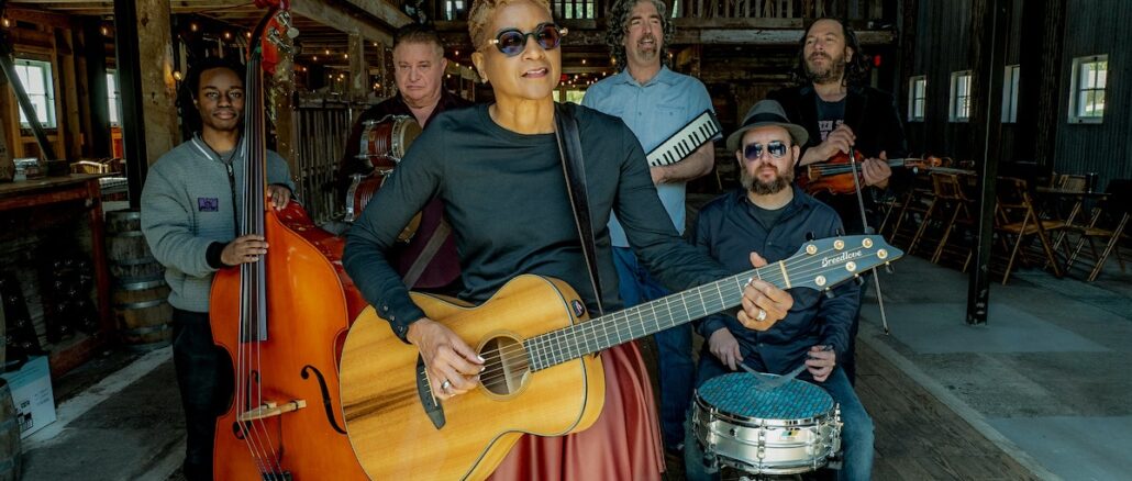 Promo photo for Paula Boggs Band