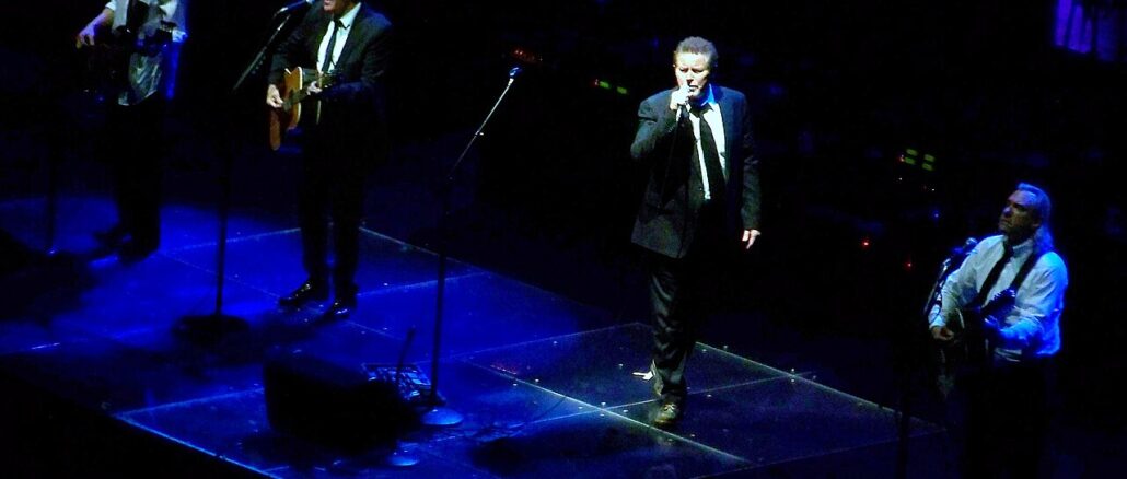 Eagles live in Berlin June 2009